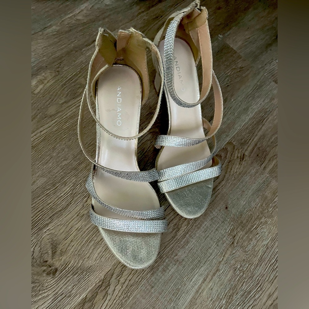 Like new gold high heels Andiamo